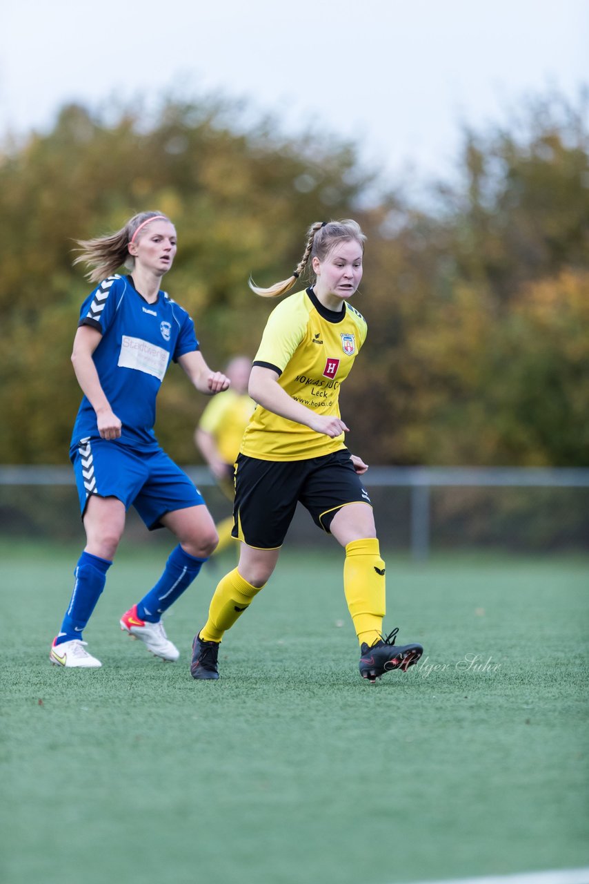 Bild 279 - F SSC Hagen Ahrensburg - SV Frisia 03 Risum-Lindholm : Ergebnis: 2:0